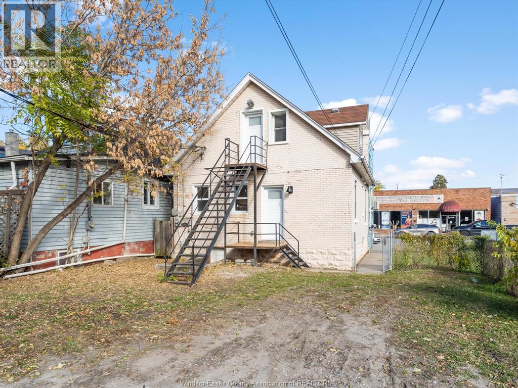 1067 Drouillard Unit# 2, Windsor, Ontario  N8Y 2P9 - Photo 11 - 25028135