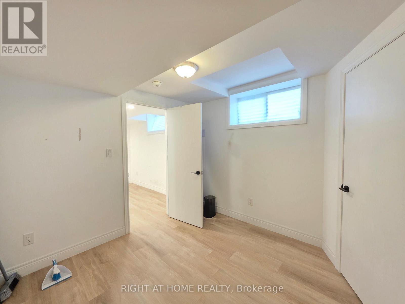 Lower - 300 Albert Street, Oshawa, Ontario  L1H 4R8 - Photo 12 - E12514200