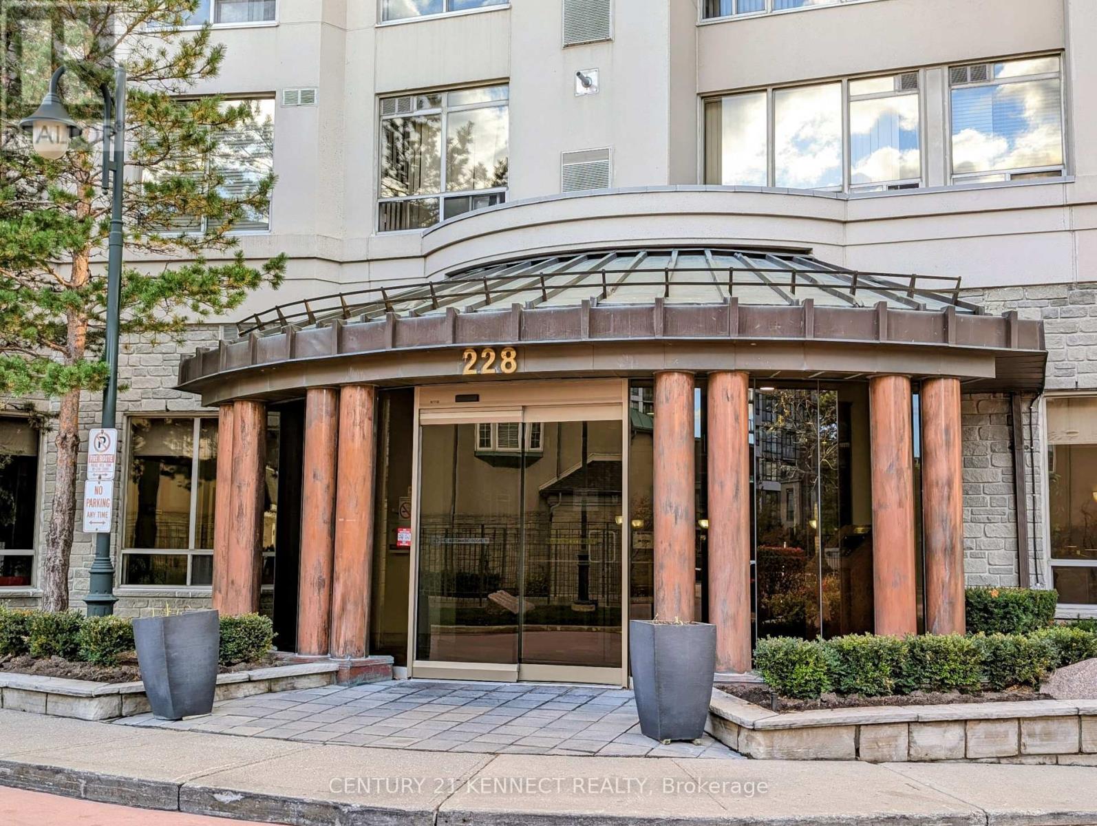 2807 - 228 Bonis Avenue, Toronto, Ontario  M1T 3W4 - Photo 2 - E12514216