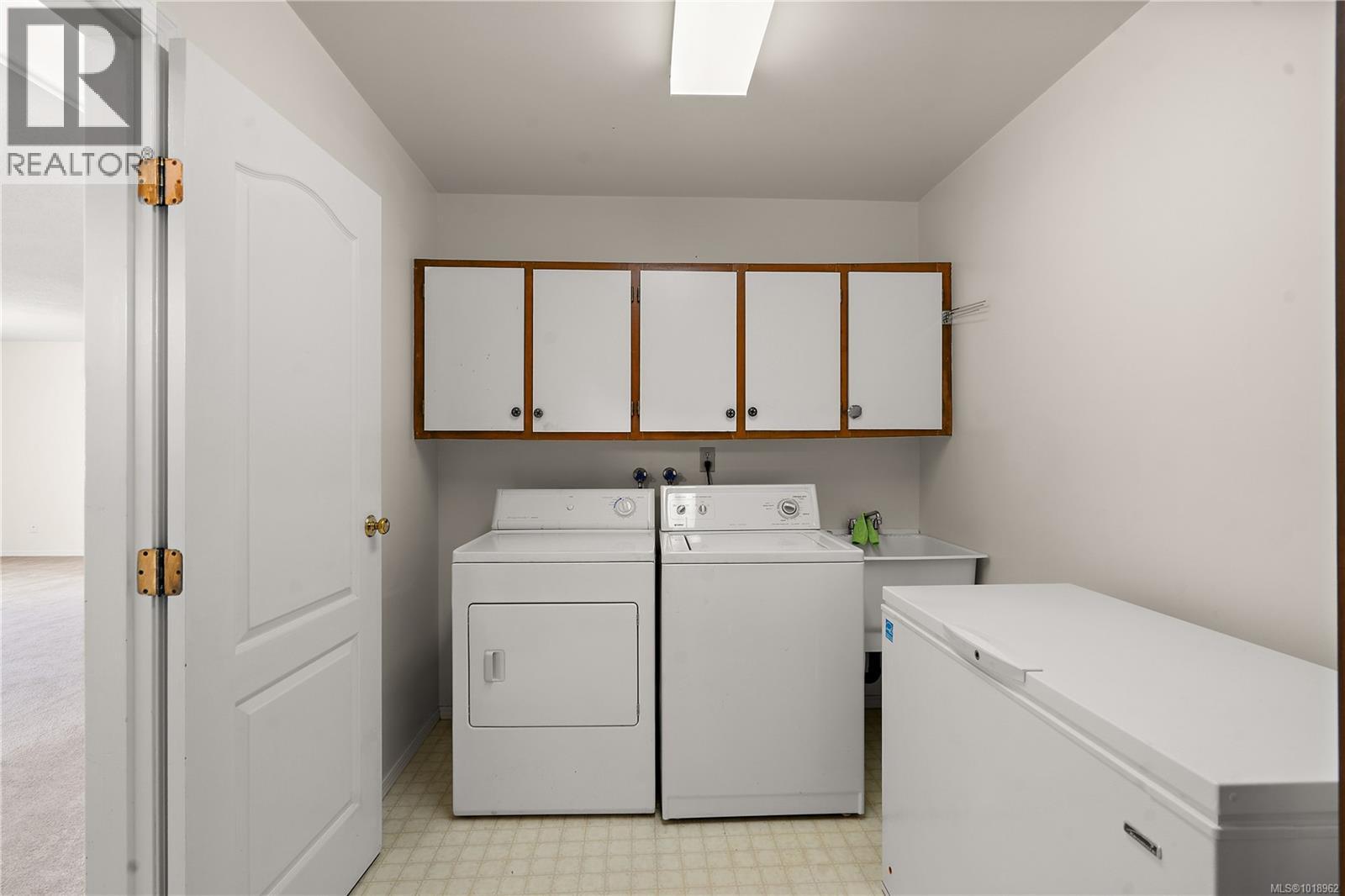 10288 Cleveland Rd, Sidney, British Columbia  V8L 4X9 - Photo 25 - 1018962