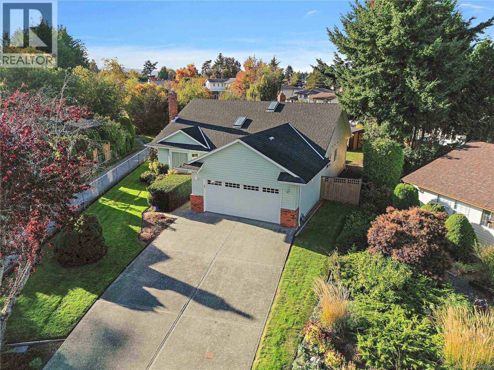 10288 Cleveland Rd, Sidney, British Columbia  V8L 4X9 - Photo 43 - 1018962