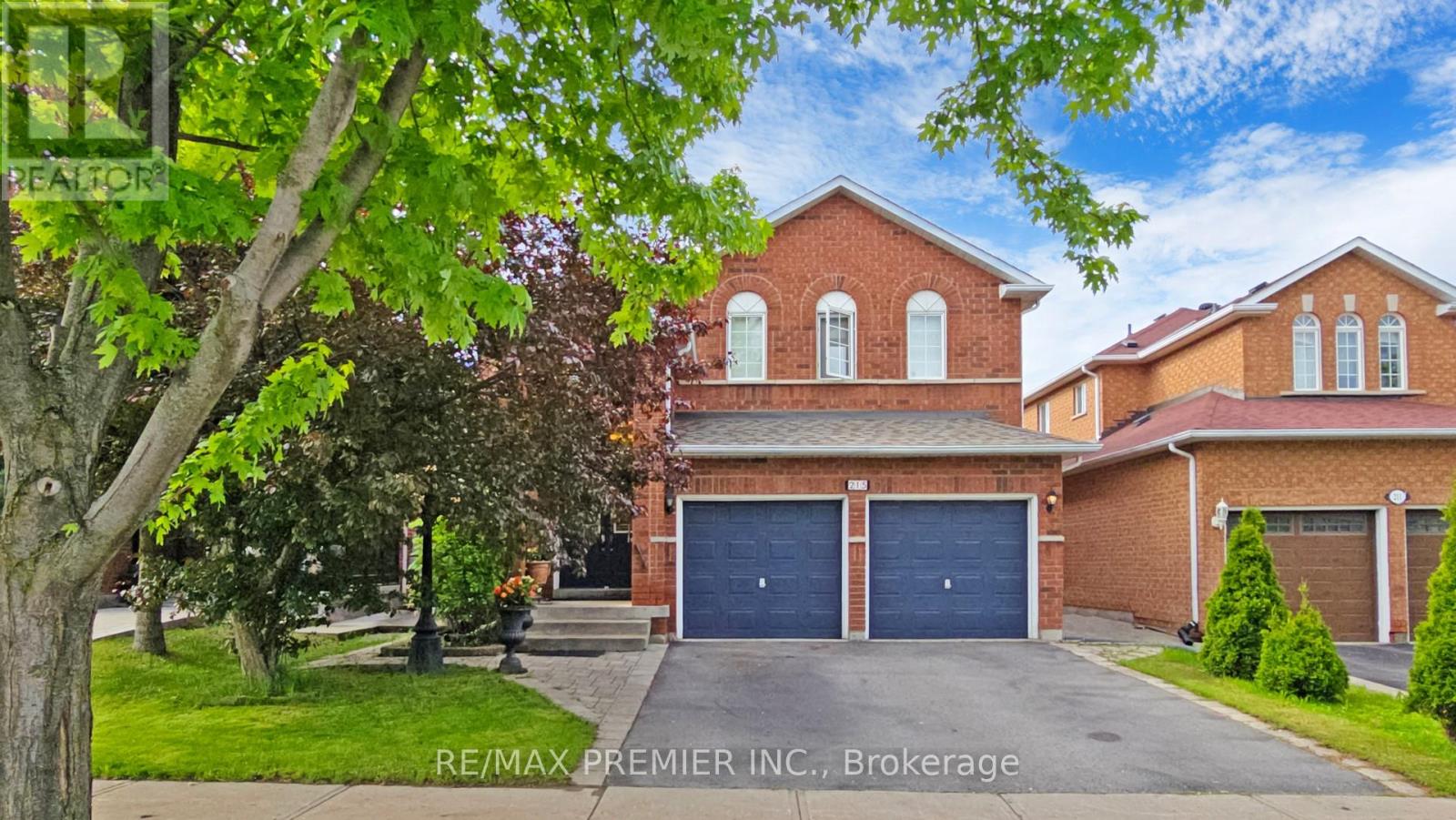 215 Drummond Drive, Vaughan, Ontario  L6A 3C1 - Photo 27 - N12513390