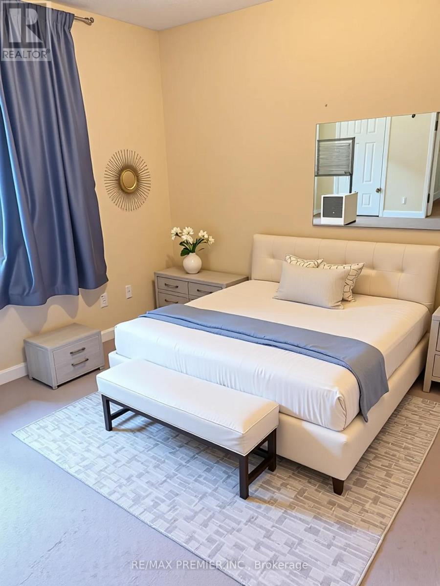 215 Drummond Drive, Vaughan, Ontario  L6A 3C1 - Photo 25 - N12513390