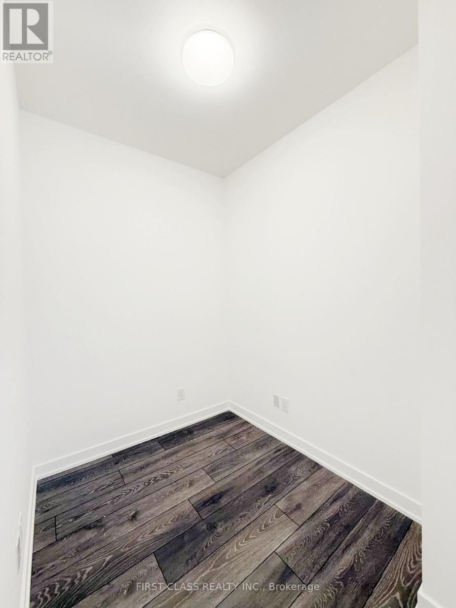 704 - 8888 Yonge Street, Richmond Hill, Ontario  L4C 6Z1 - Photo 8 - N12514002