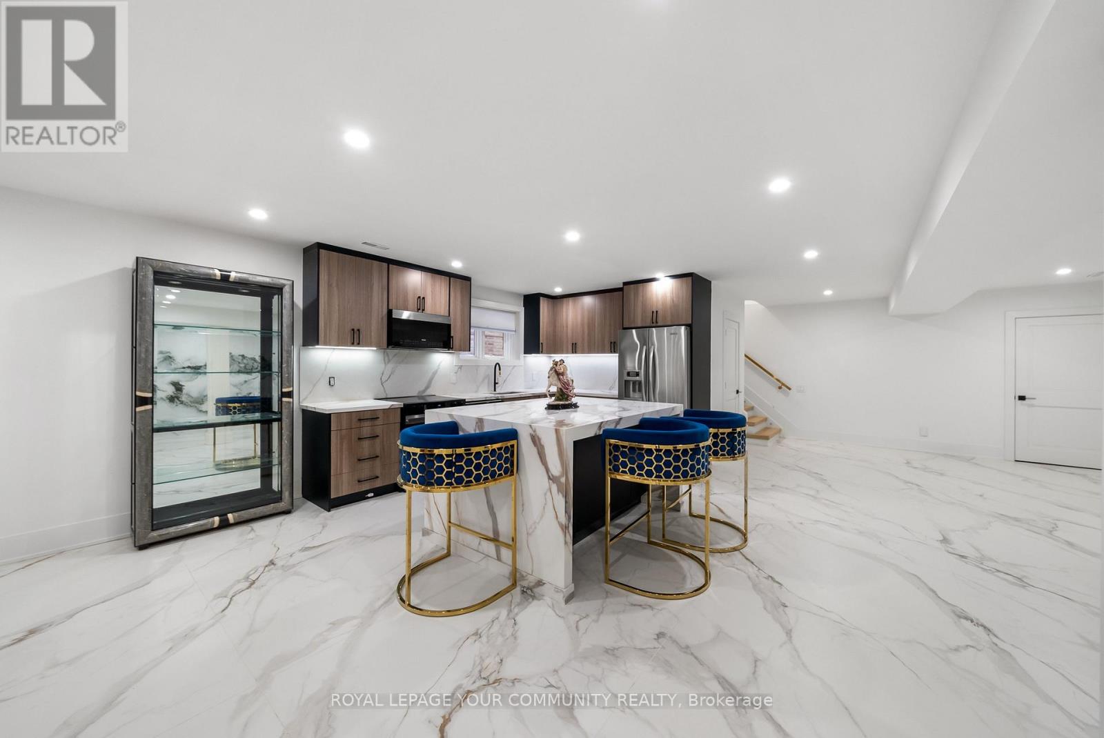 72a Oxford Street, Richmond Hill, Ontario  L4C 4L5 - Photo 20 - N12514092