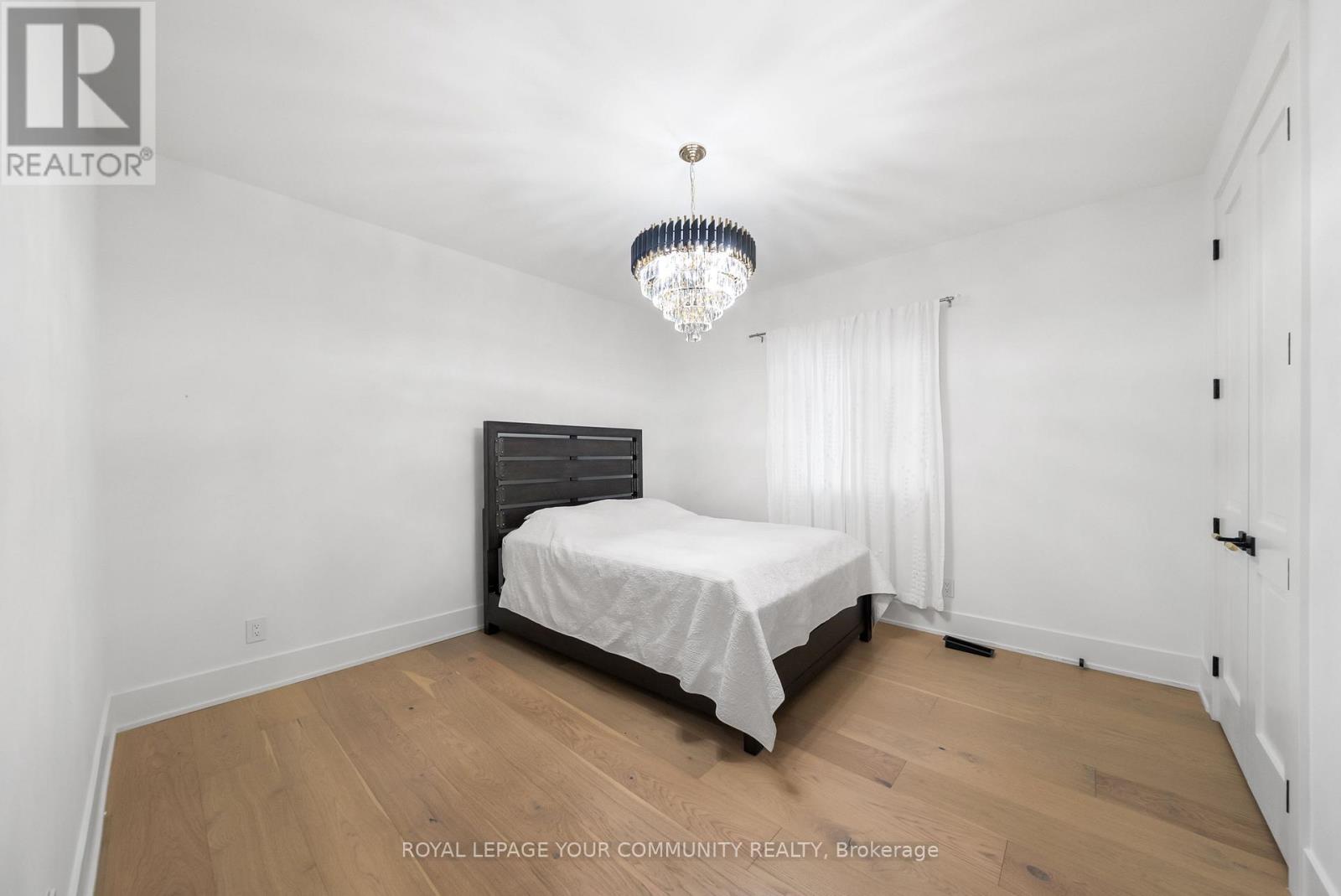 72a Oxford Street, Richmond Hill, Ontario  L4C 4L5 - Photo 29 - N12514092