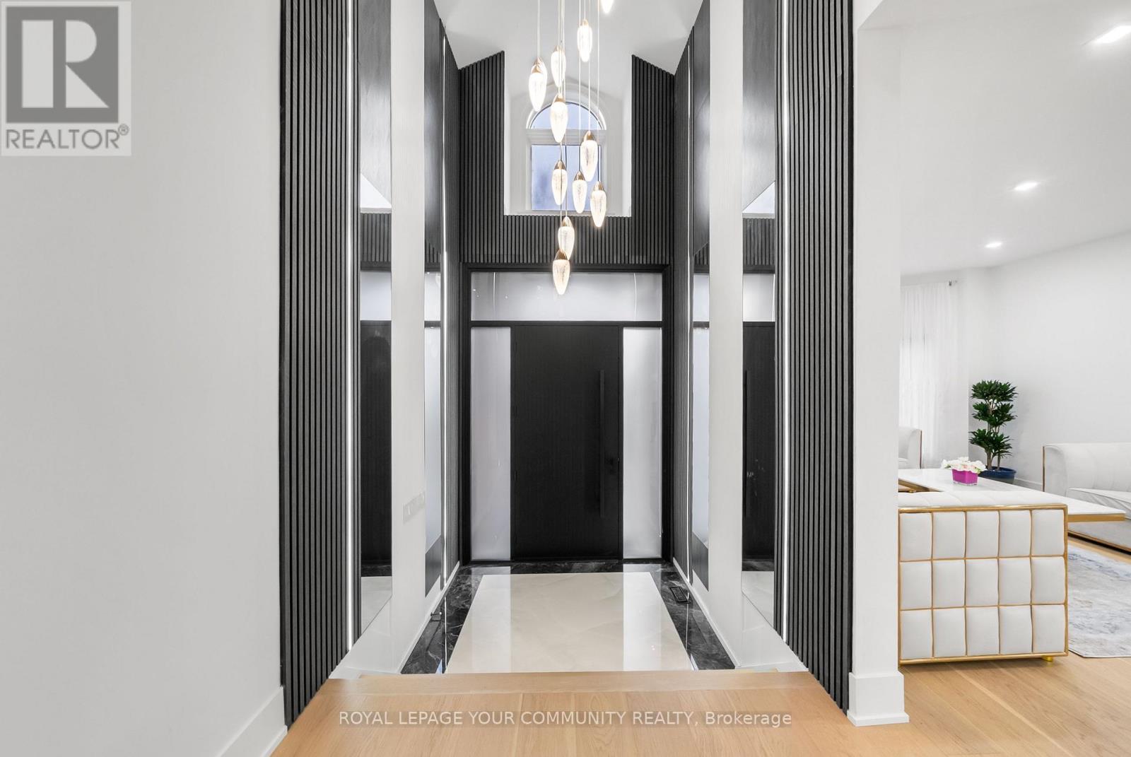 72a Oxford Street, Richmond Hill, Ontario  L4C 4L5 - Photo 42 - N12514092