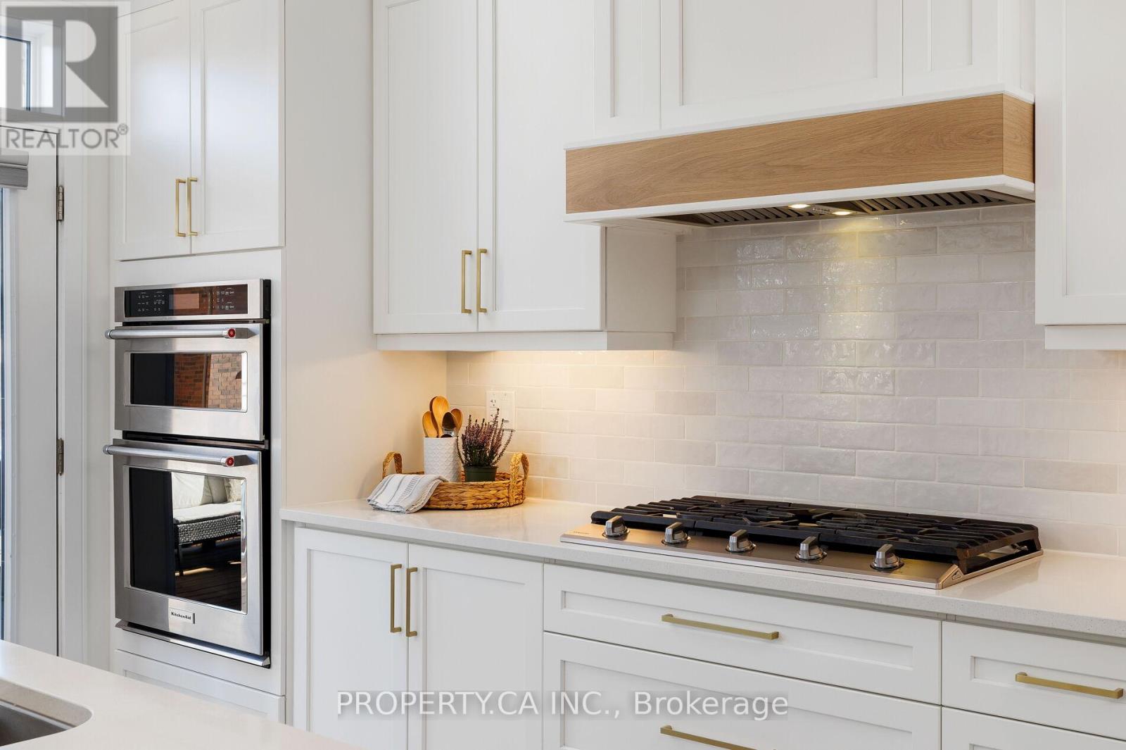 54 Murray Leonard Lane, East Gwillimbury, Ontario  L9N 0Y7 - Photo 16 - N12514192