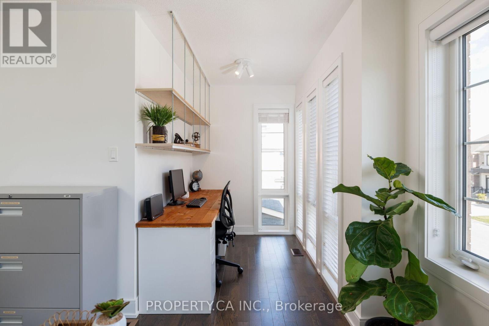 54 Murray Leonard Lane, East Gwillimbury, Ontario  L9N 0Y7 - Photo 38 - N12514192