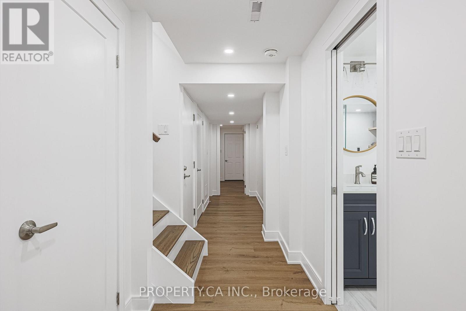 54 Murray Leonard Lane, East Gwillimbury, Ontario  L9N 0Y7 - Photo 39 - N12514192