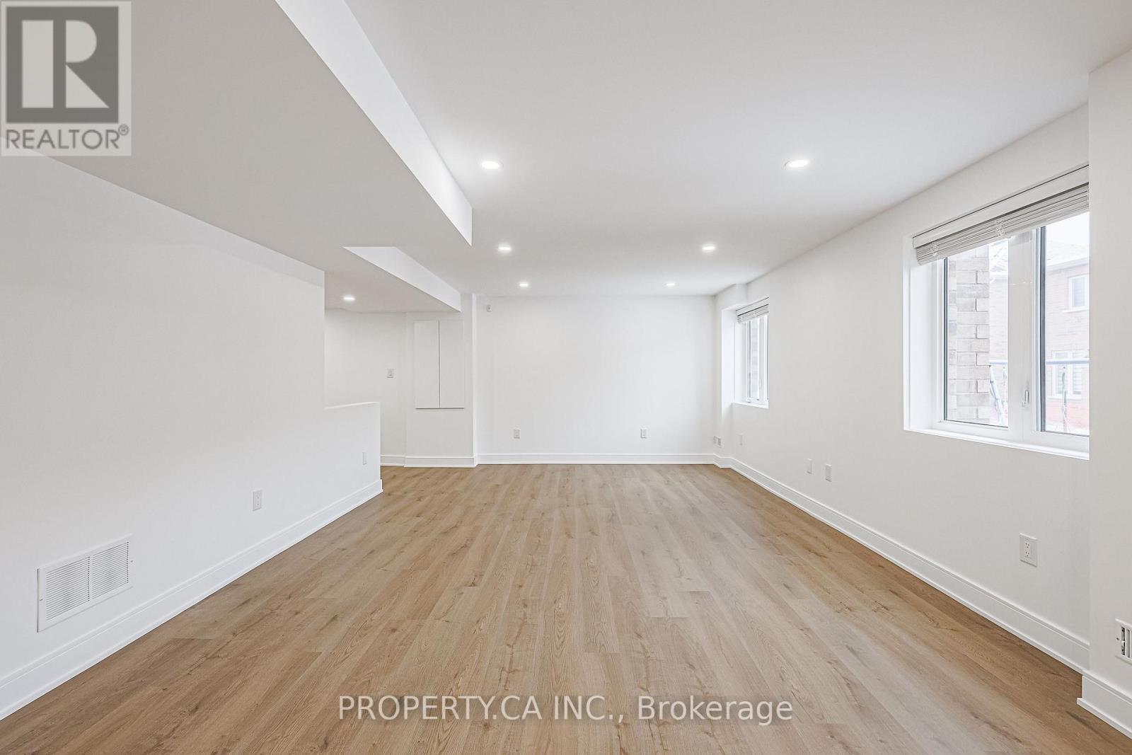 54 Murray Leonard Lane, East Gwillimbury, Ontario  L9N 0Y7 - Photo 44 - N12514192