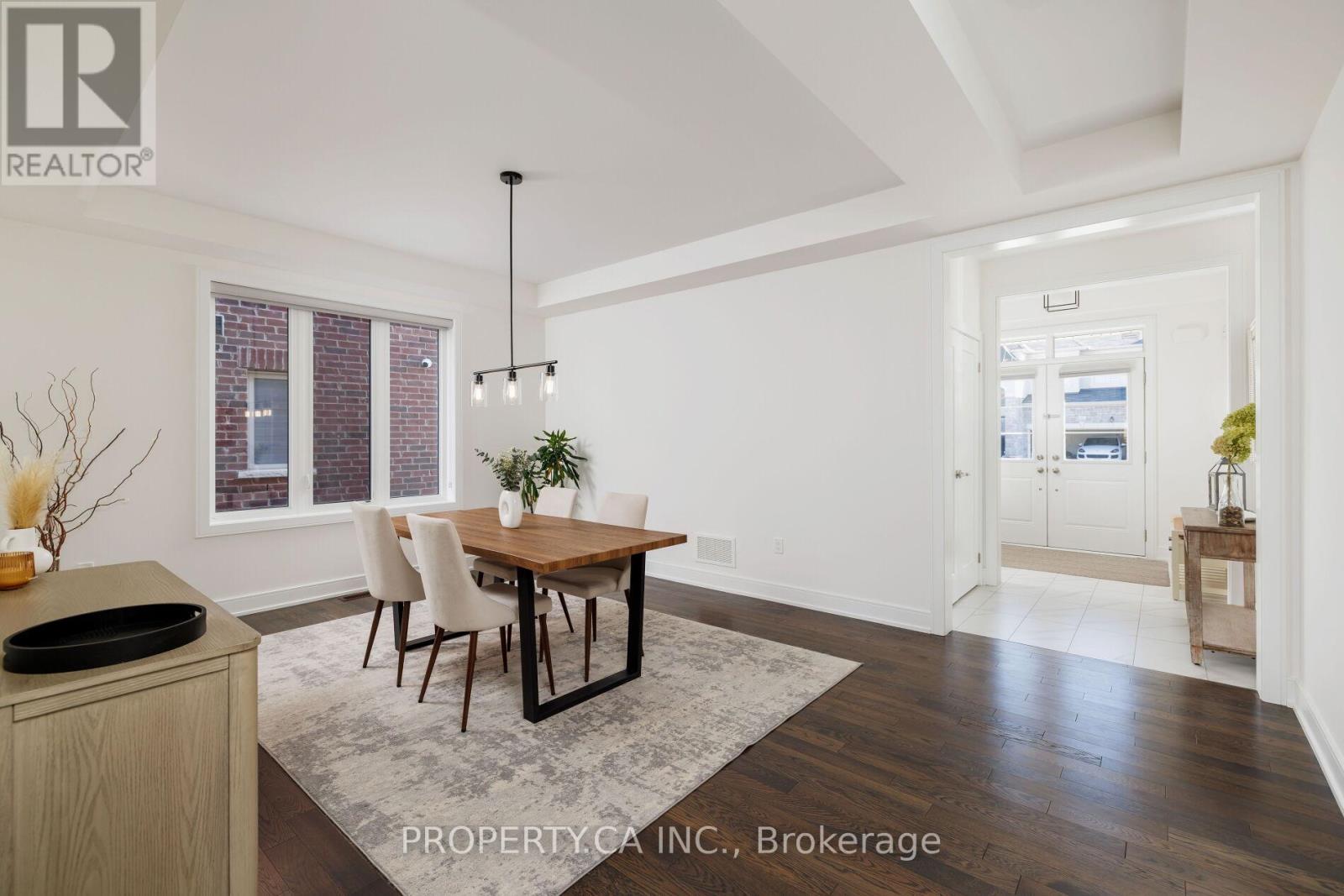 54 Murray Leonard Lane, East Gwillimbury, Ontario  L9N 0Y7 - Photo 6 - N12514192