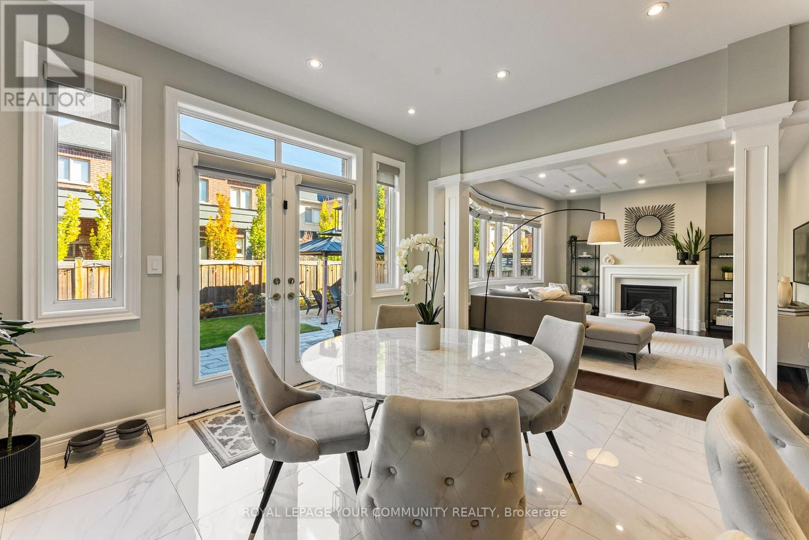 39 Rivoli Drive, Vaughan, Ontario  L4H 3X2 - Photo 10 - N12514278