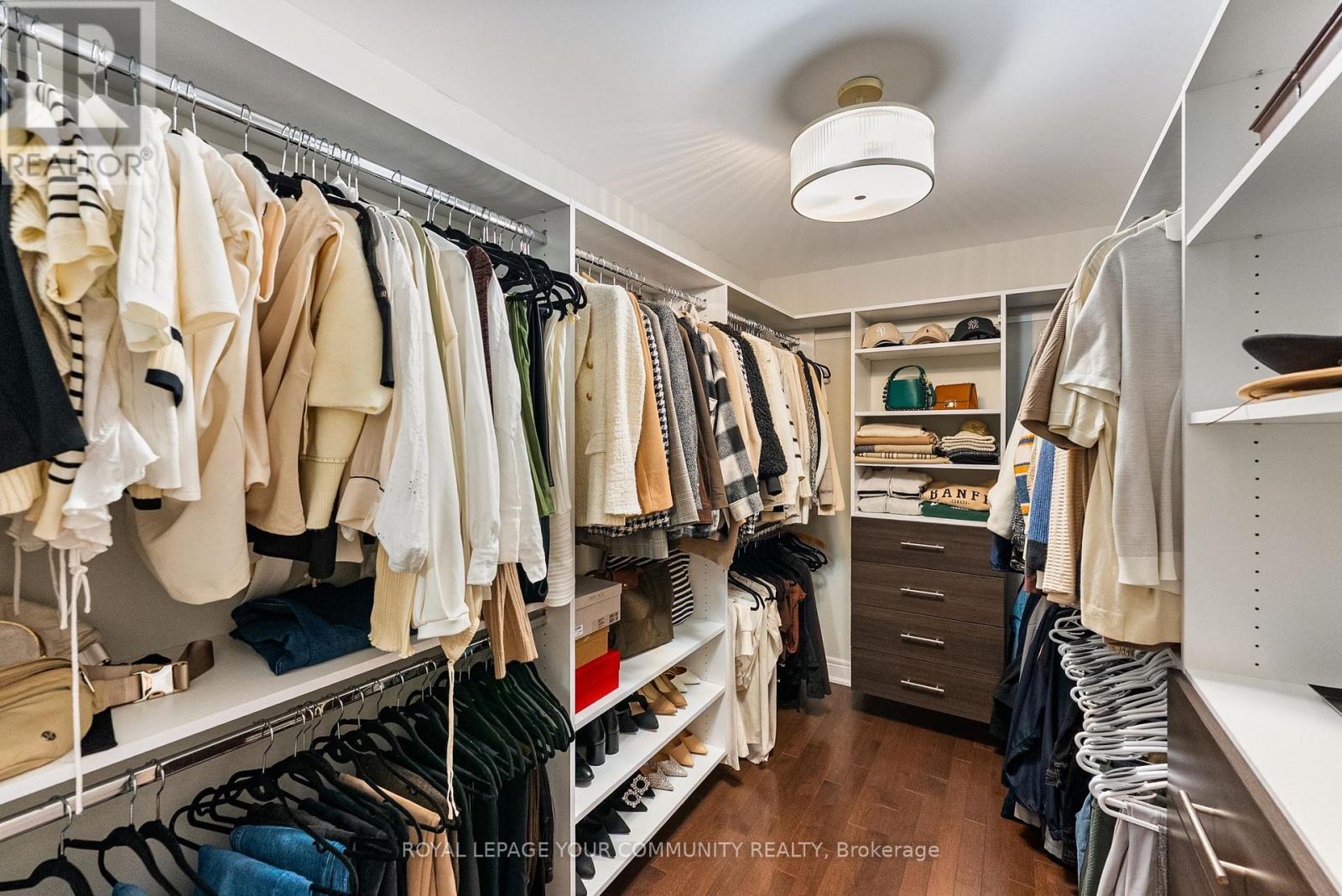 39 Rivoli Drive, Vaughan, Ontario  L4H 3X2 - Photo 18 - N12514278