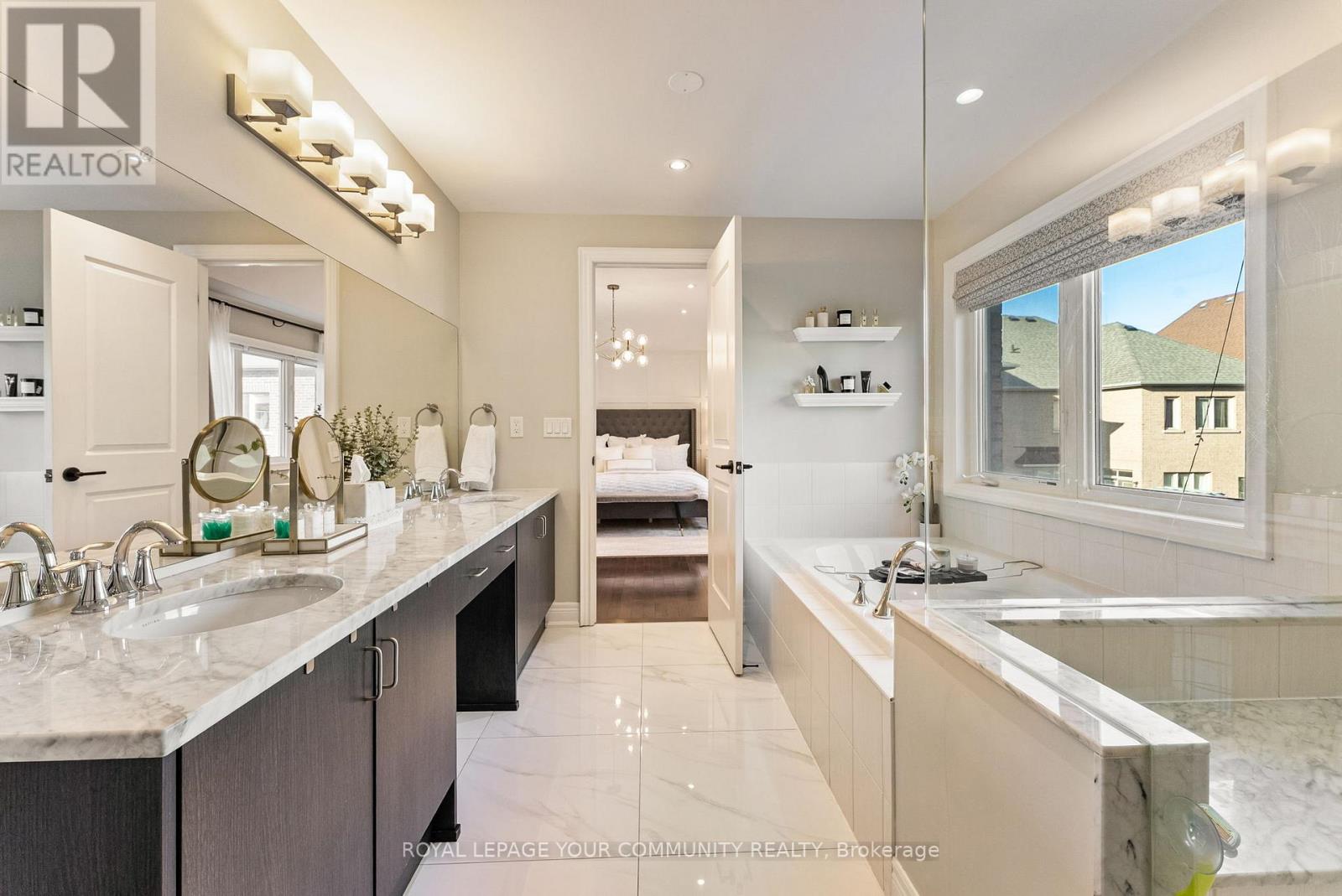 39 Rivoli Drive, Vaughan, Ontario  L4H 3X2 - Photo 19 - N12514278