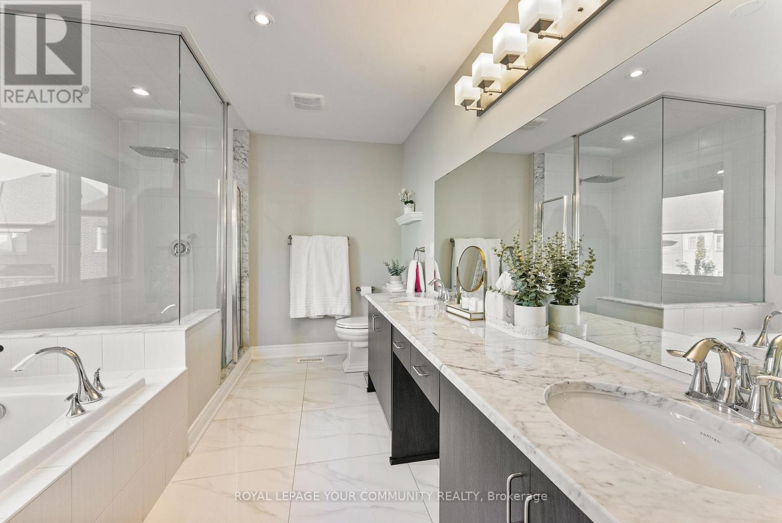 39 Rivoli Drive, Vaughan, Ontario  L4H 3X2 - Photo 20 - N12514278