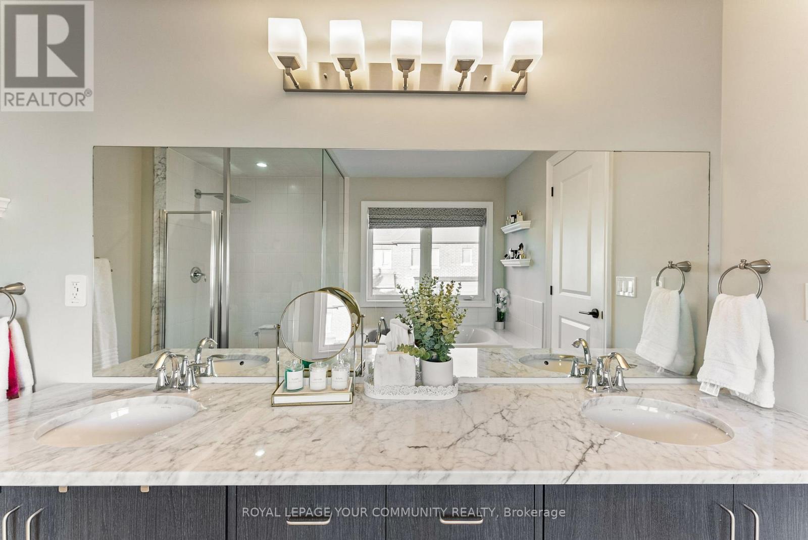 39 Rivoli Drive, Vaughan, Ontario  L4H 3X2 - Photo 27 - N12514278