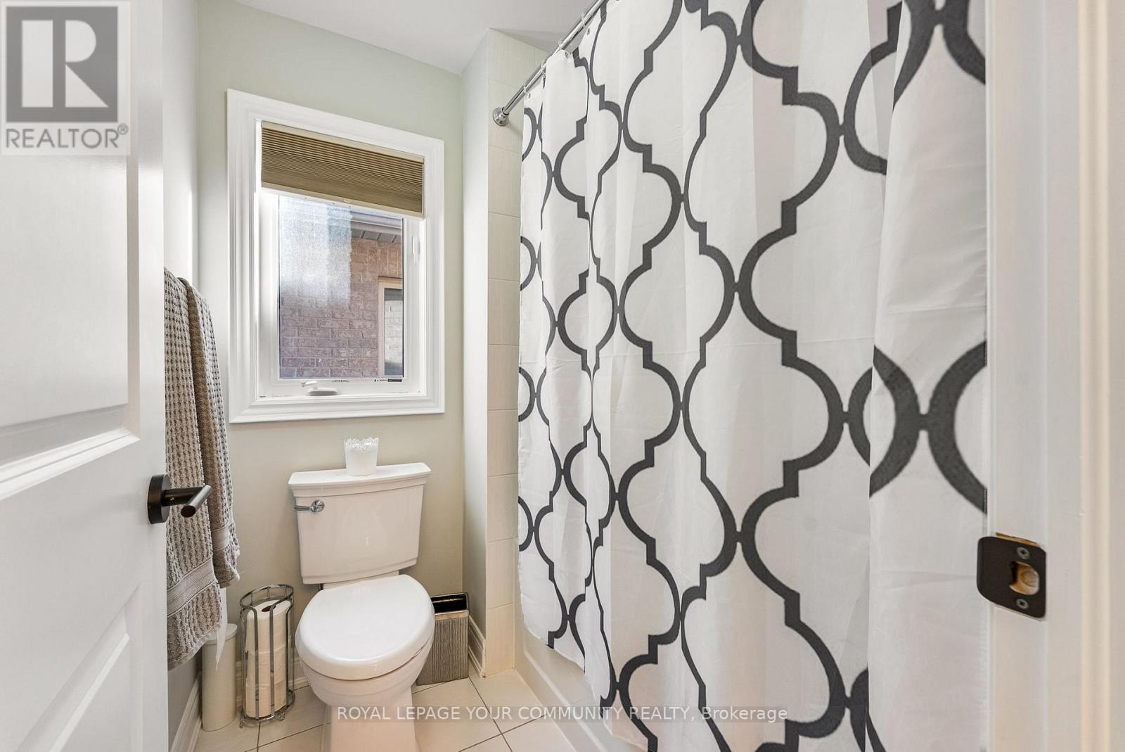 39 Rivoli Drive, Vaughan, Ontario  L4H 3X2 - Photo 29 - N12514278