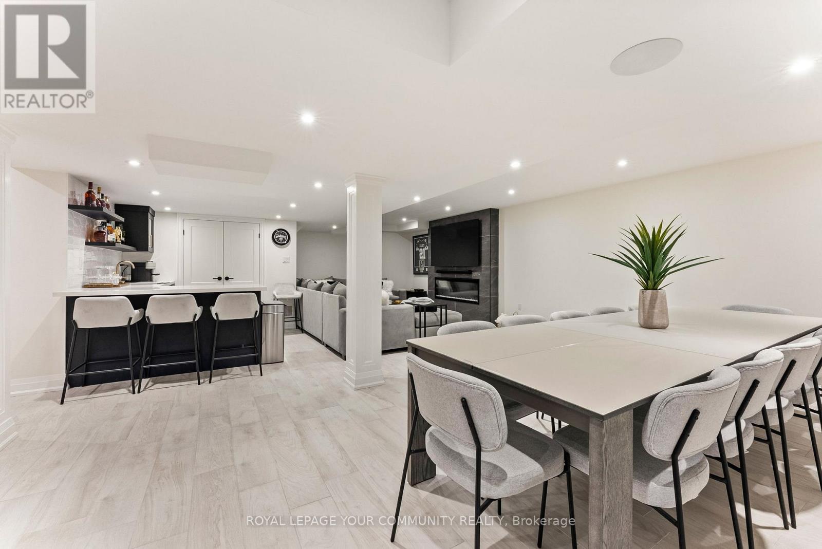 39 Rivoli Drive, Vaughan, Ontario  L4H 3X2 - Photo 31 - N12514278