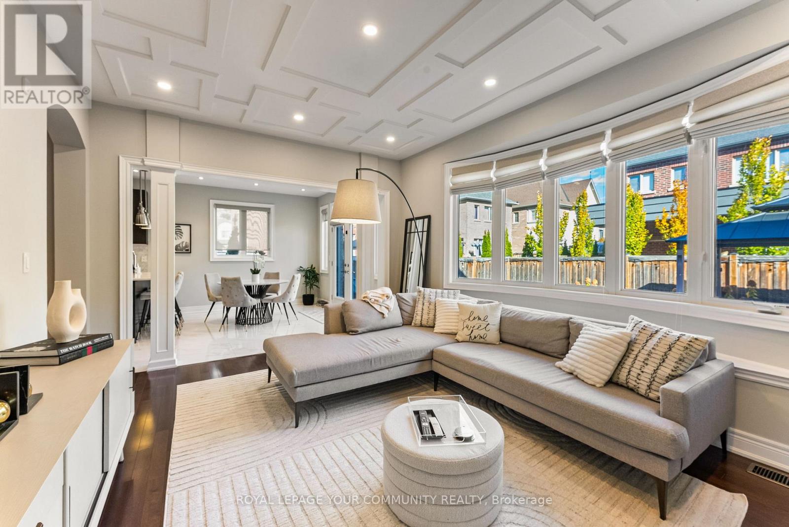 39 Rivoli Drive, Vaughan, Ontario  L4H 3X2 - Photo 8 - N12514278