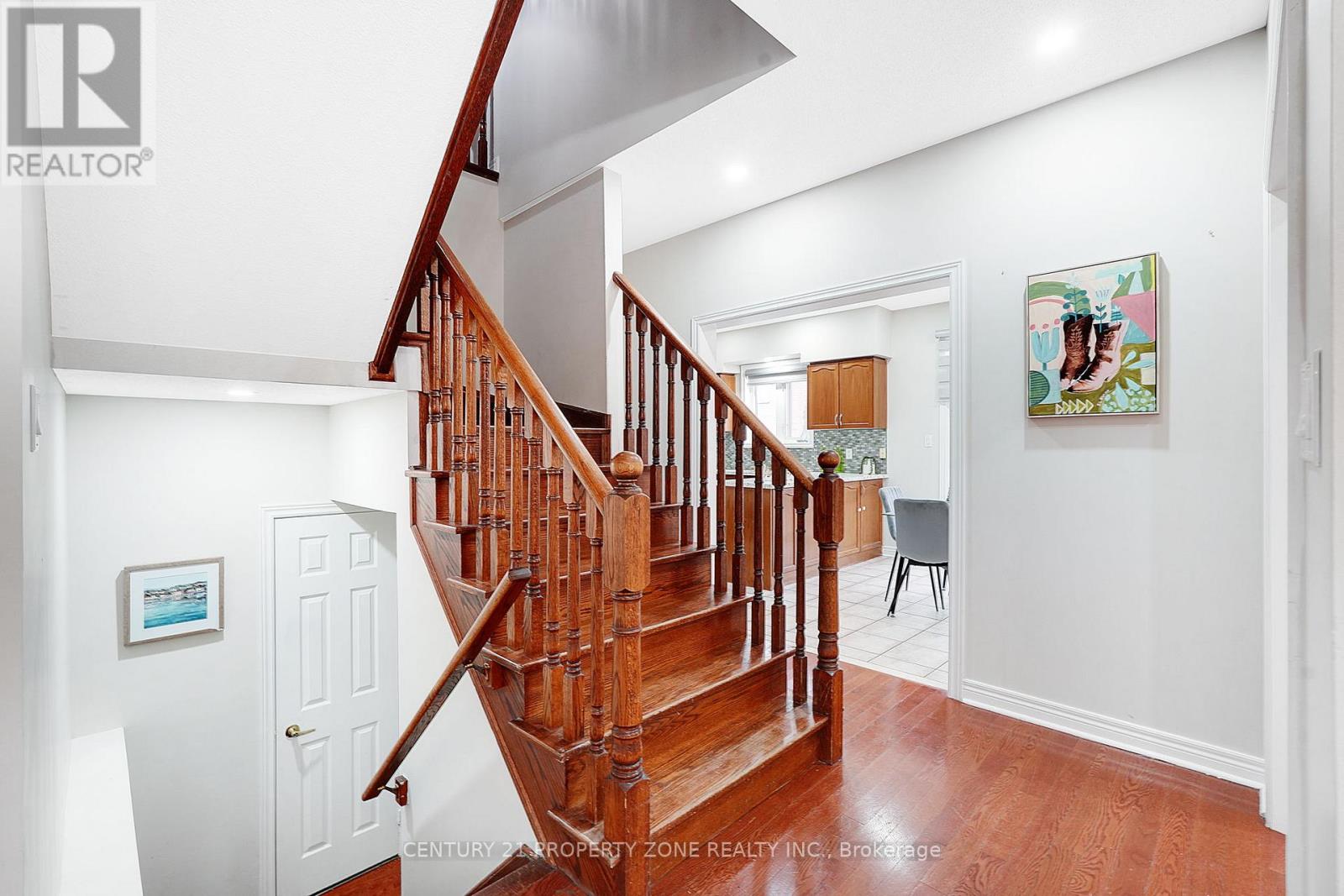 7 Pika Trail, Brampton, Ontario  L6R 2X1 - Photo 13 - W12513436