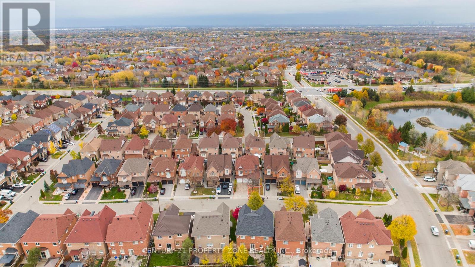 7 Pika Trail, Brampton, Ontario  L6R 2X1 - Photo 4 - W12513436