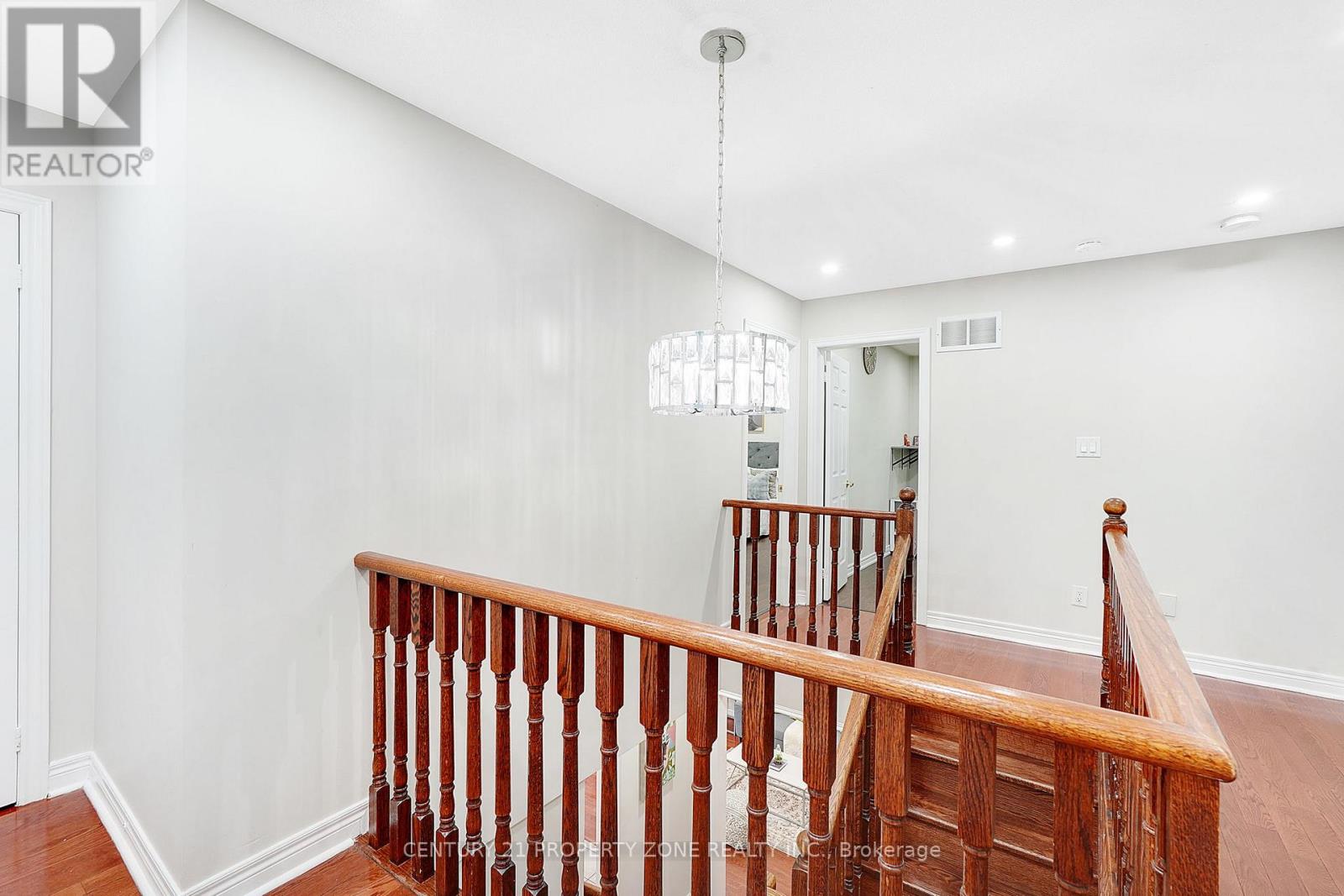 7 Pika Trail, Brampton, Ontario  L6R 2X1 - Photo 27 - W12513436