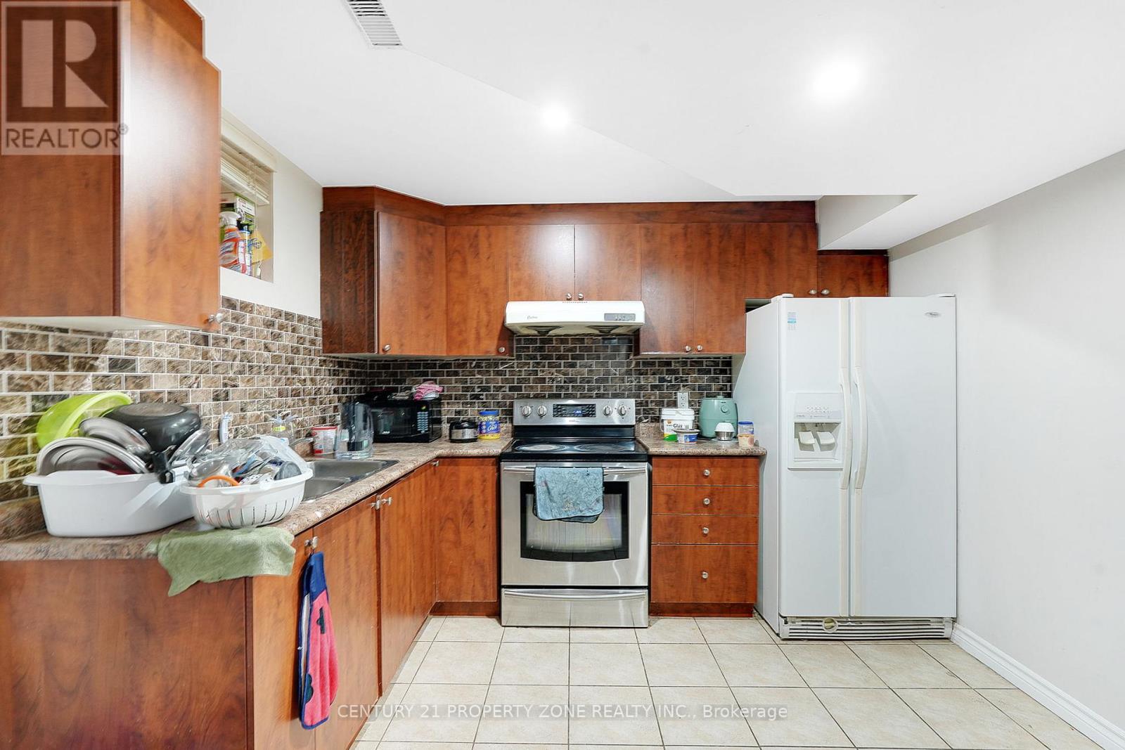 7 Pika Trail, Brampton, Ontario  L6R 2X1 - Photo 40 - W12513436