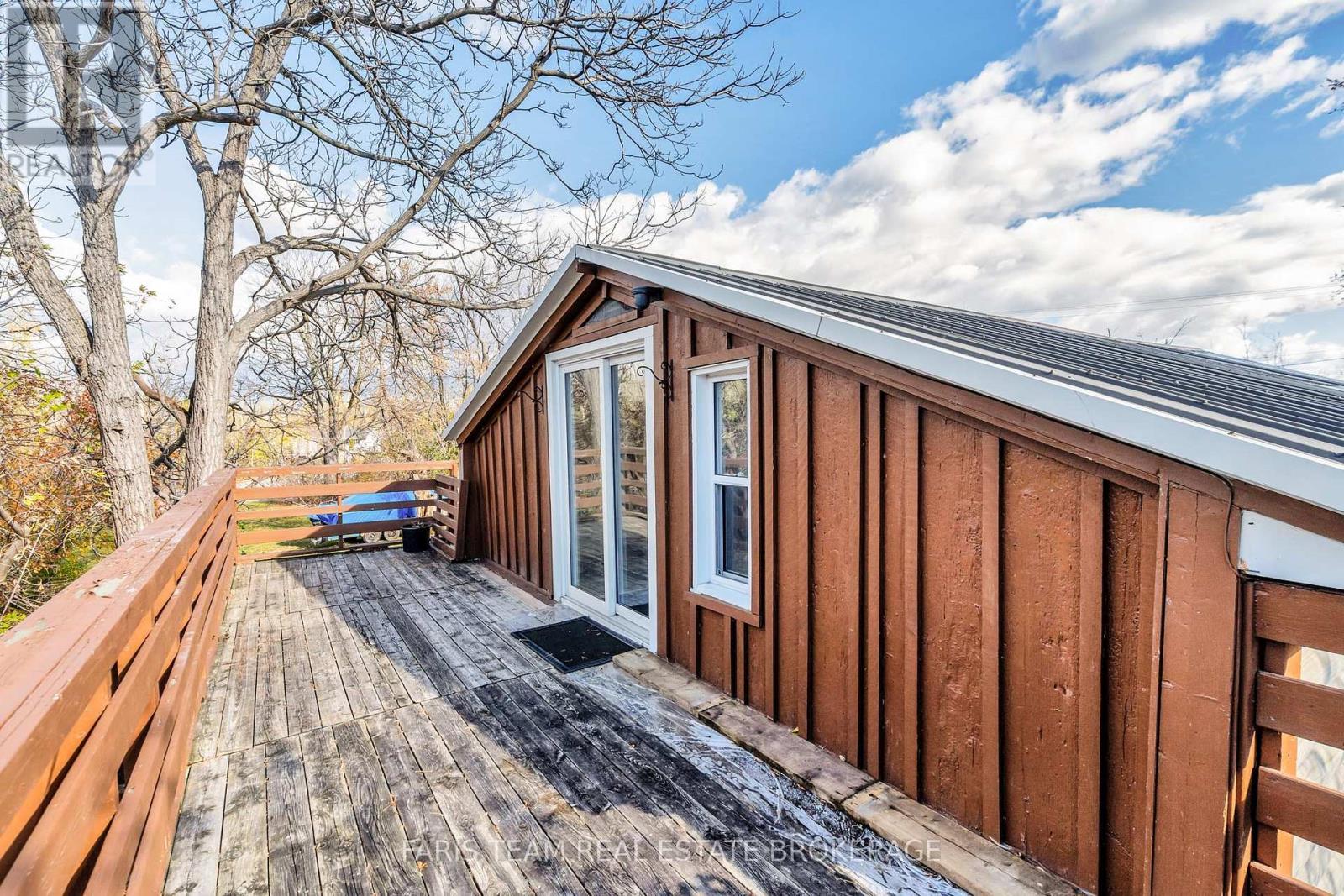 3 Courtland Street, Orillia, Ontario  L3V 1A4 - Photo 27 - S12514032