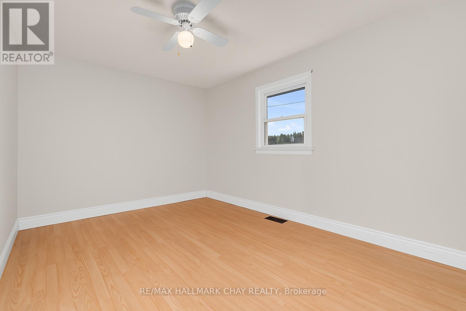 2344 11 Highway S, Oro-Medonte, Ontario  L0L 2L0 - Photo 20 - S12514138