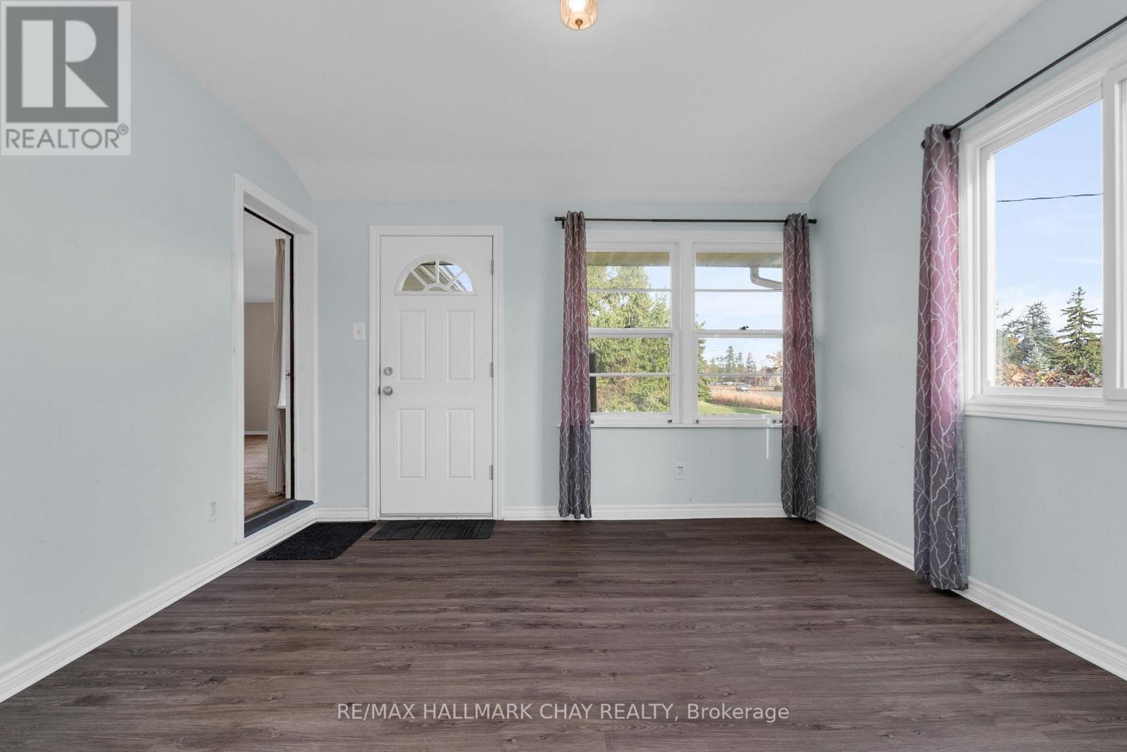 2344 11 Highway S, Oro-Medonte, Ontario  L0L 2L0 - Photo 7 - S12514138