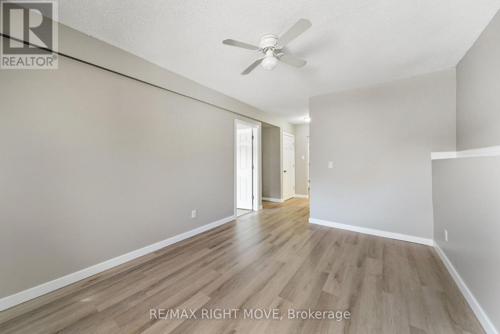 218 Hilda Street, Orillia, Ontario  L3V 1J1 - Photo 2 - S12514196