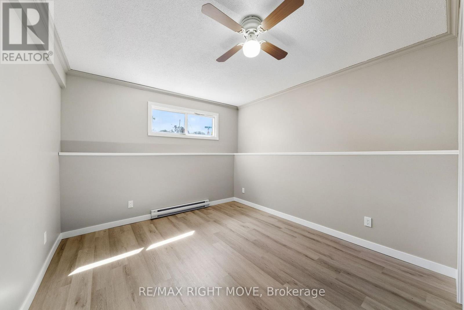 218 Hilda Street, Orillia, Ontario  L3V 1J1 - Photo 4 - S12514196