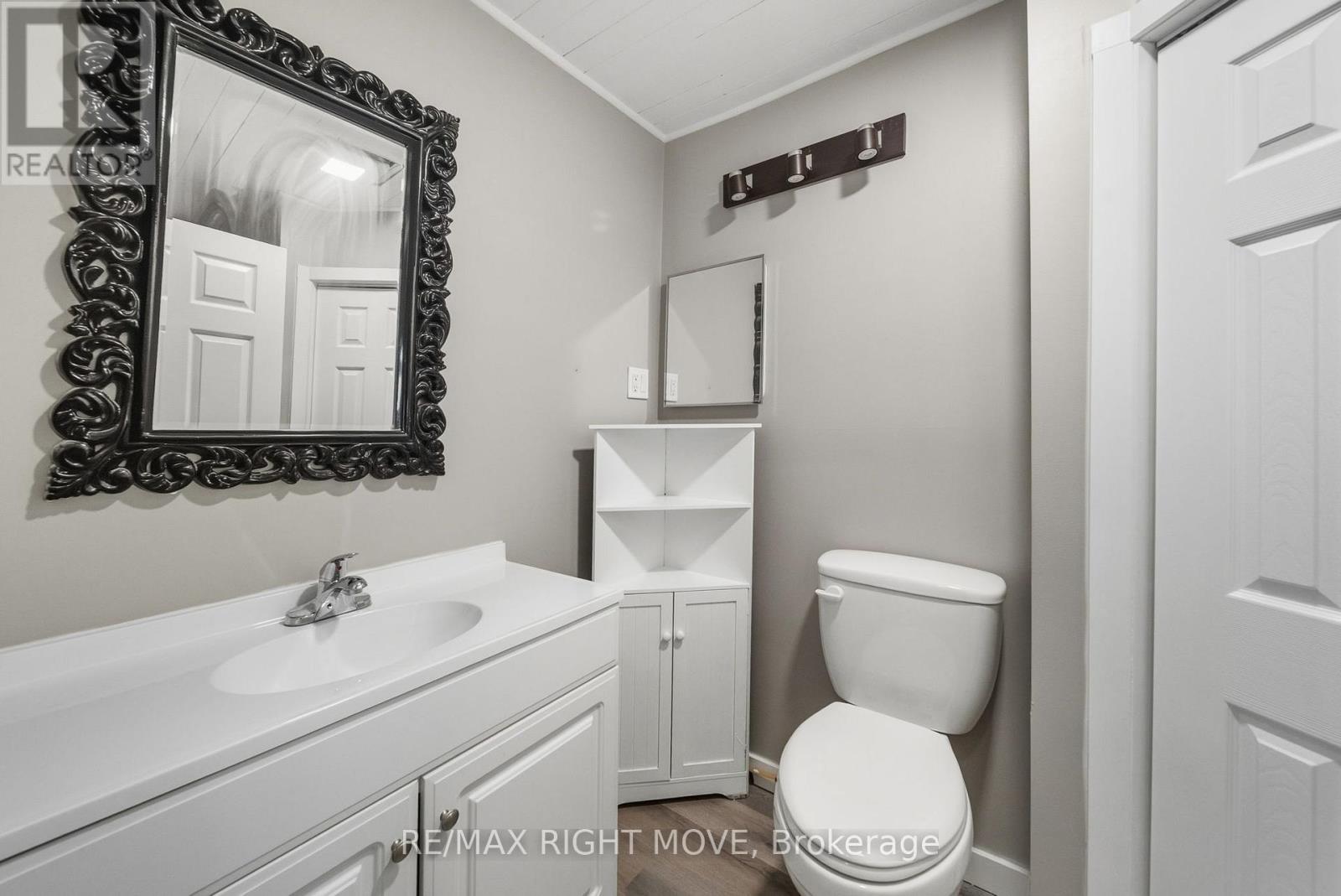 218 Hilda Street, Orillia, Ontario  L3V 1J1 - Photo 5 - S12514196