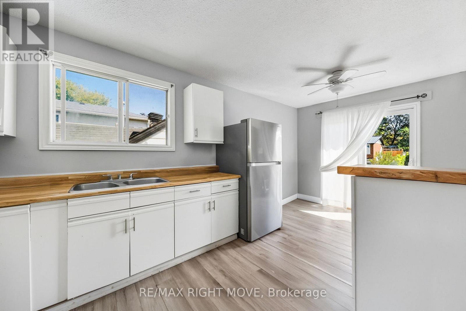 218 Hilda Street, Orillia, Ontario  L3V 1J1 - Photo 9 - S12514196