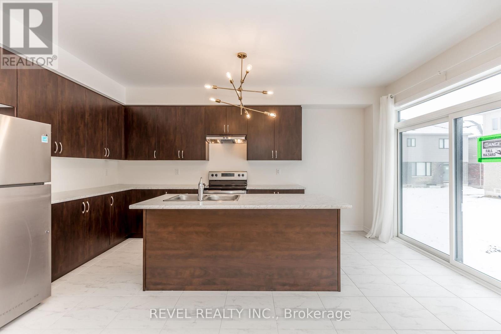 Main - 86 Nottingham Road, Barrie, Ontario  L9J 0L3 - Photo 12 - S12514300