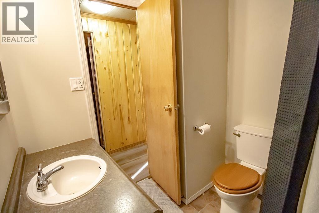 565 Fir Street, Fort St. James, British Columbia  V0J 1P0 - Photo 16 - R3065036