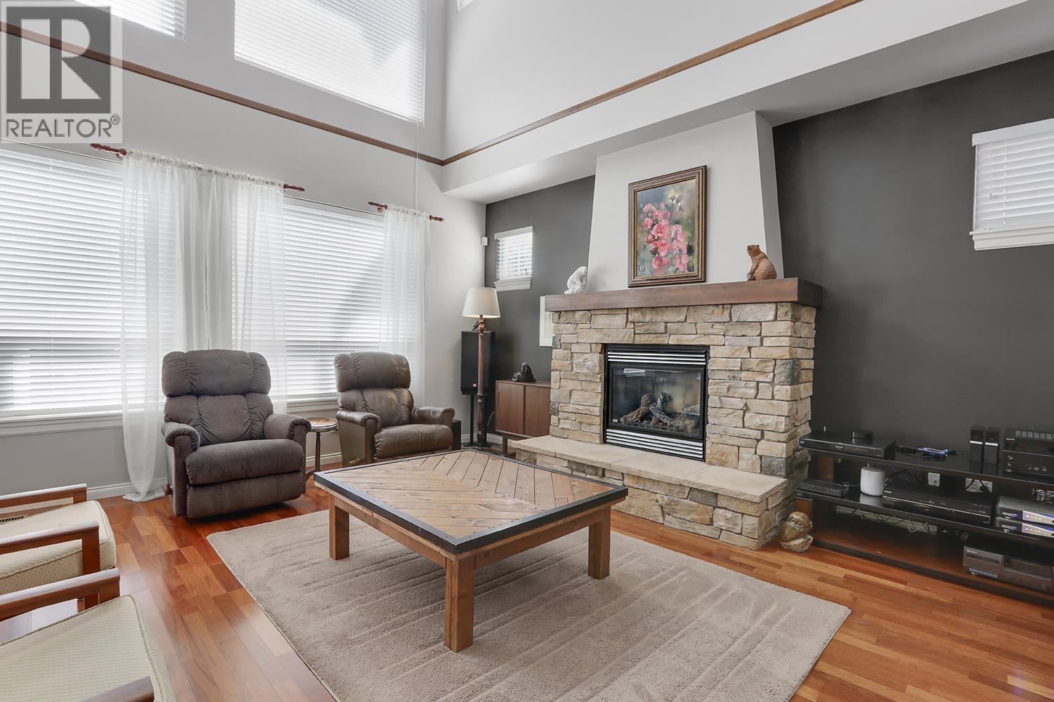 13895 Docksteader Loop, Maple Ridge, British Columbia  V4R 0A2 - Photo 3 - R3046846