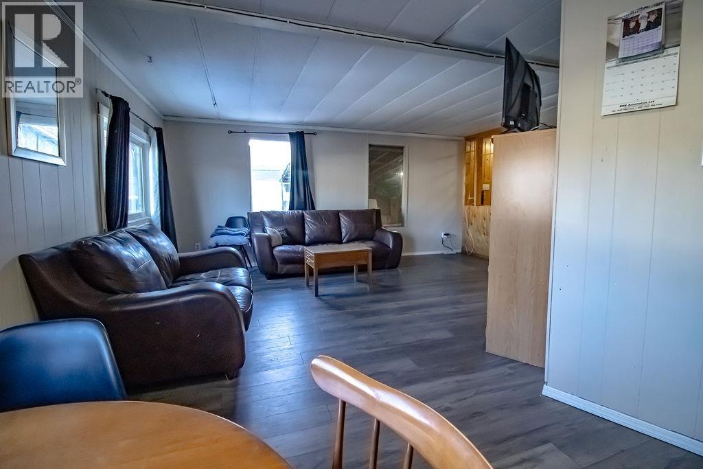 565 Fir Street, Fort St. James, British Columbia  V0J 1P0 - Photo 9 - R3065036