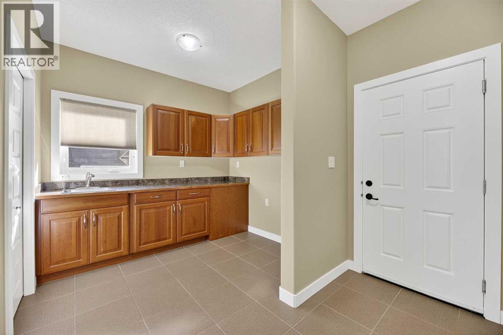 91 Briegel Road, Olds, Alberta  T4H 0C9 - Photo 30 - A2263003