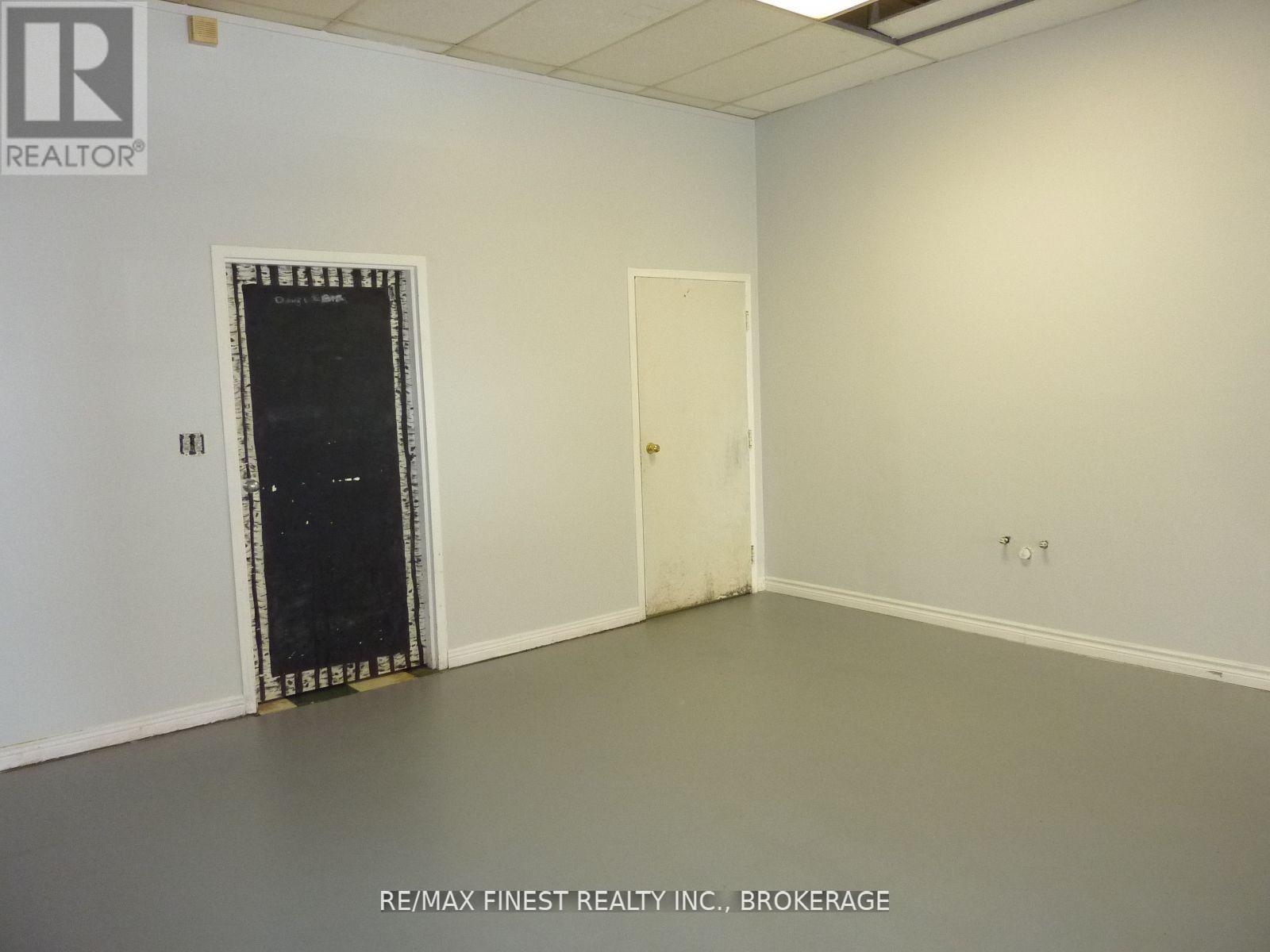 11 - 2 Dairy Avenue, Greater Napanee (Greater Napanee), Ontario  K7R 3T1 - Photo 6 - X12514306