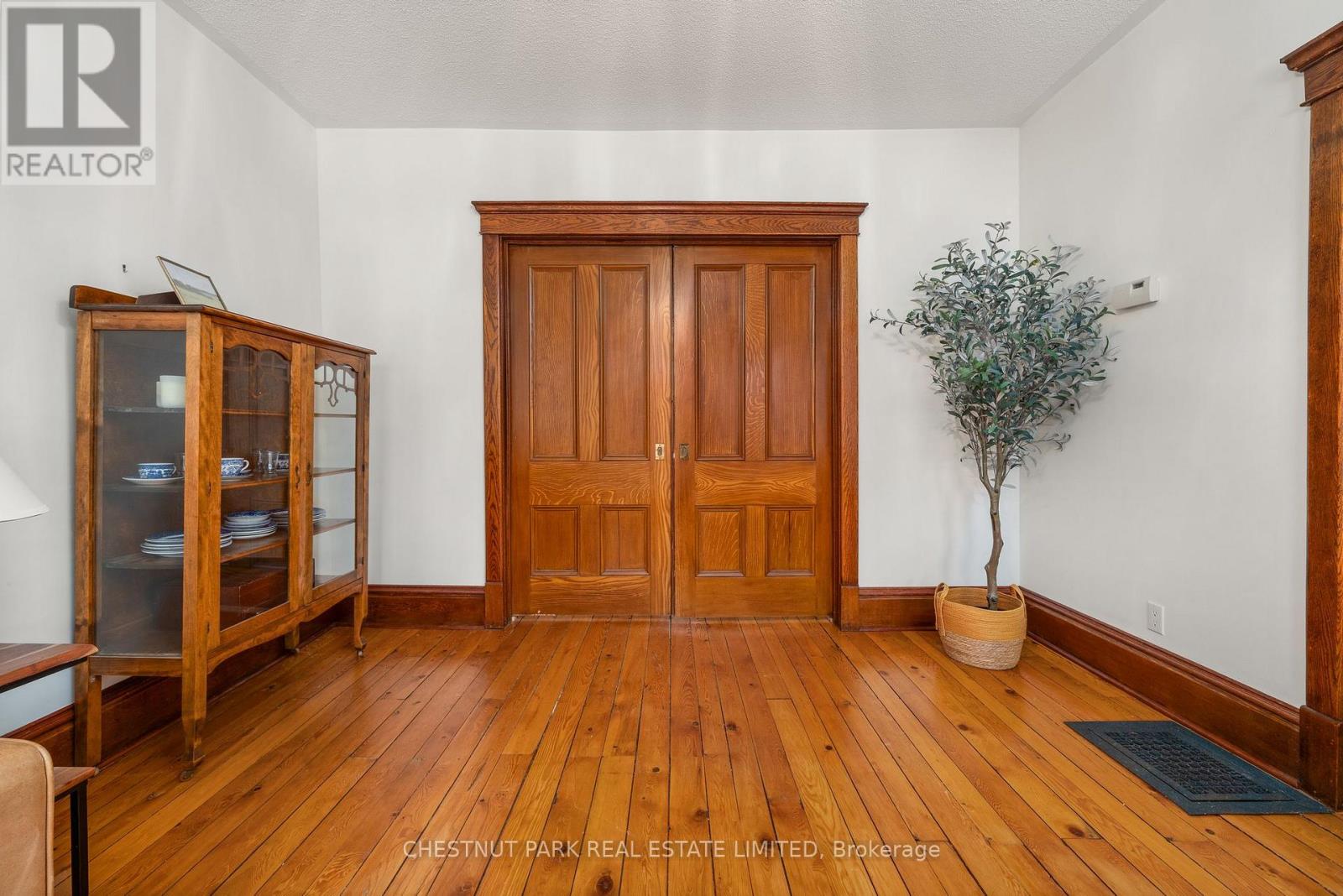 336 Bloomfield Main Street, Prince Edward County, Ontario K0K 1G0 - Photo 10 - X12514412