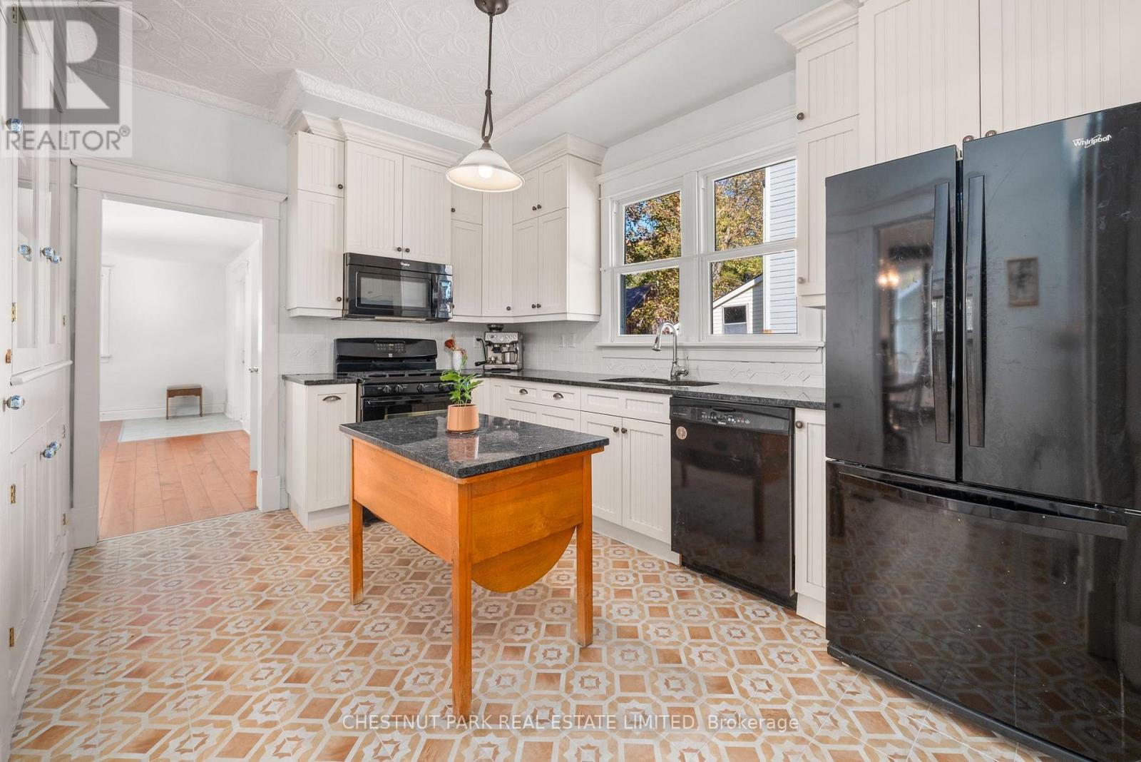 336 Bloomfield Main Street, Prince Edward County, Ontario K0K 1G0 - Photo 16 - X12514412