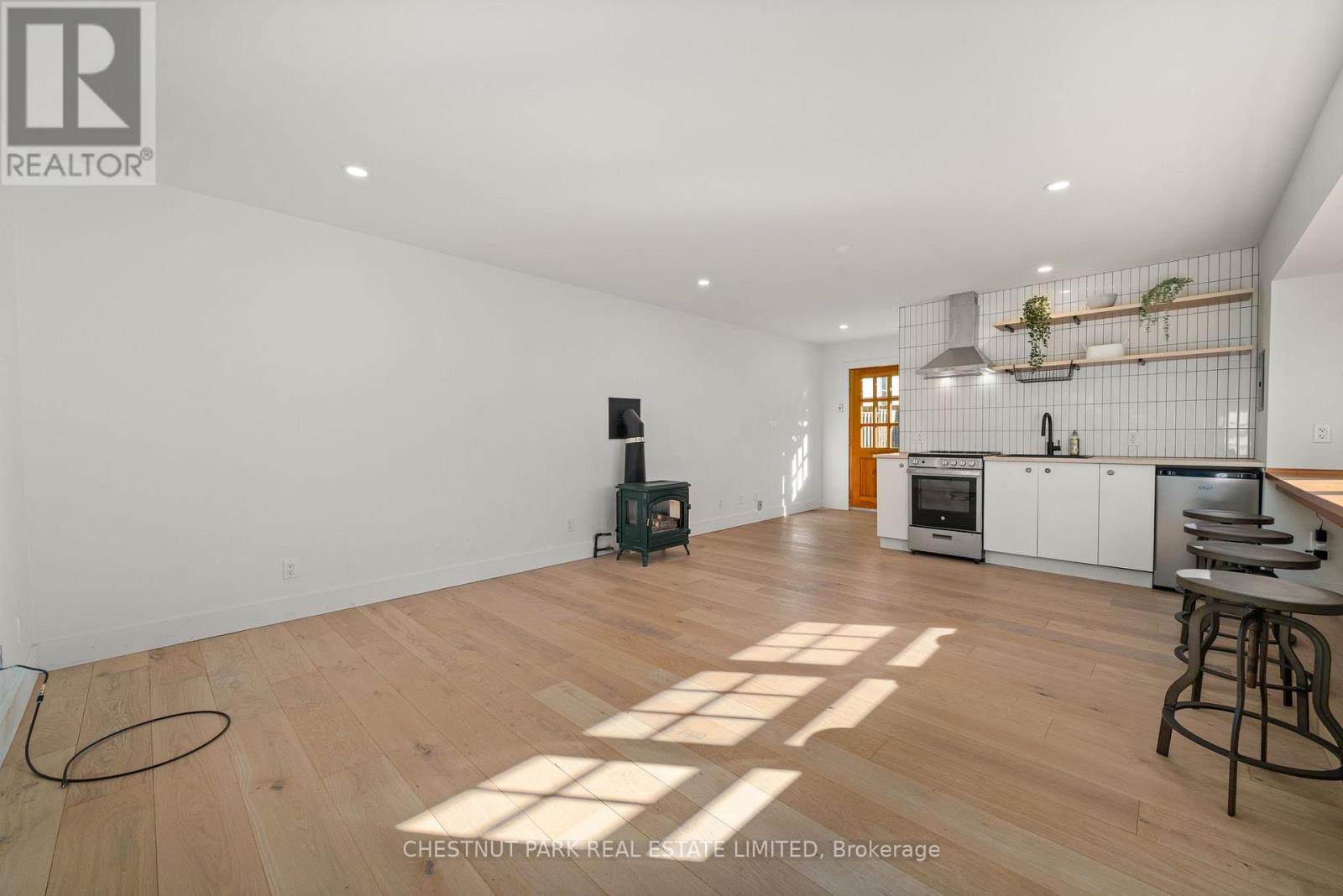 336 Bloomfield Main Street, Prince Edward County, Ontario K0K 1G0 - Photo 40 - X12514412