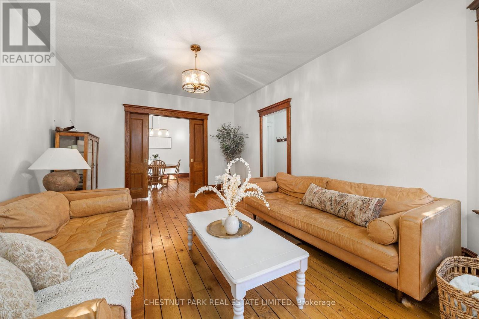 336 Bloomfield Main Street, Prince Edward County, Ontario K0K 1G0 - Photo 9 - X12514412