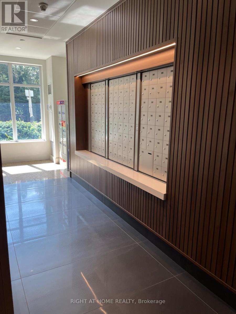 212 - 701 Sheppard Avenue W, Toronto (Clanton Park), Ontario  M3H 0B2 - Photo 18 - C12420136