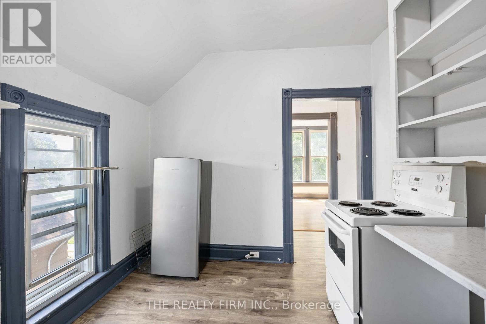 316 Confederation Street, Sarnia, Ontario  N7T 2A5 - Photo 21 - X12514362