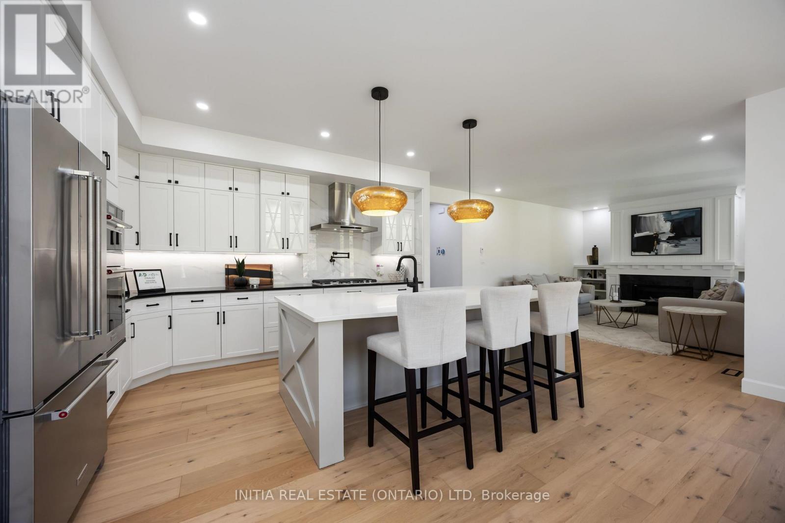 7007 Blue Coast Heights, Plympton-Wyoming, Ontario  N0N 1E0 - Photo 12 - X12514402