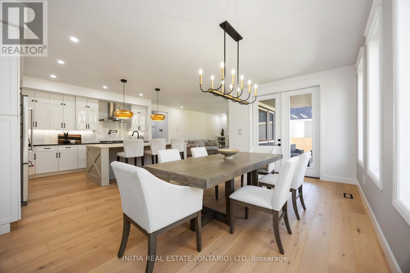 7007 Blue Coast Heights, Plympton-Wyoming, Ontario  N0N 1E0 - Photo 16 - X12514402