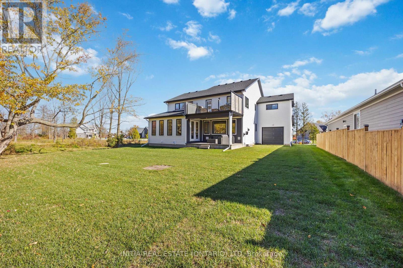 7007 Blue Coast Heights, Plympton-Wyoming, Ontario  N0N 1E0 - Photo 31 - X12514402